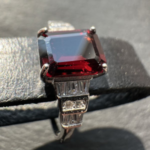 Ring Garnet and Zircon natural silver